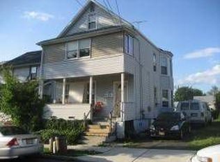 32 Dawson St, Belleville, NJ 07109