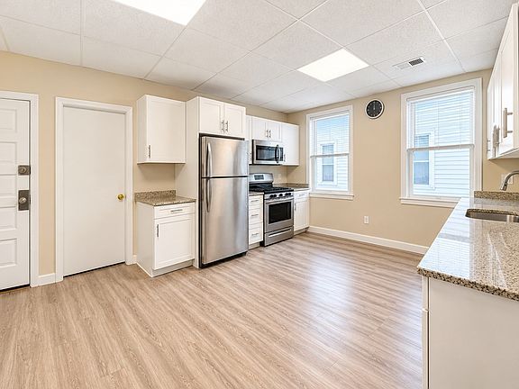5th image of 40 Jones Rd APT 4