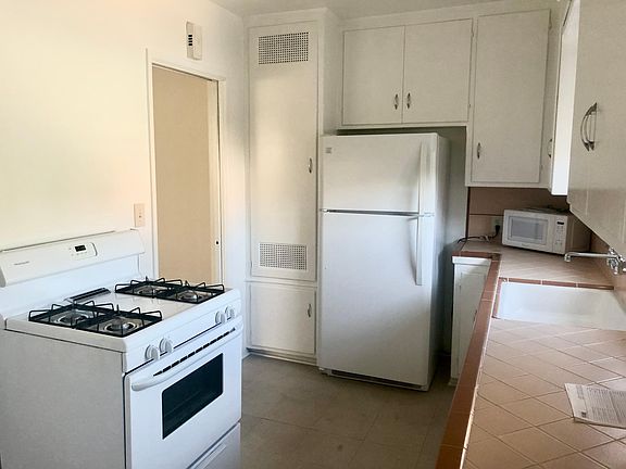 Lots of cabinet space!