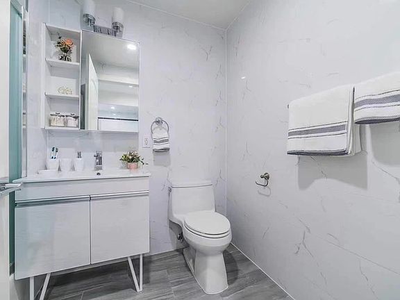 4th image of 144-27 Sanford Ave #8L