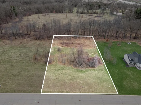 118 Stonegate Dr, Battle Creek, MI 49015