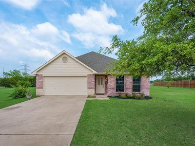 100 Universal Dr, Fate, TX, 75189