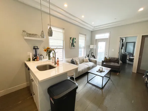 24 Washburn St, Dorchester, MA