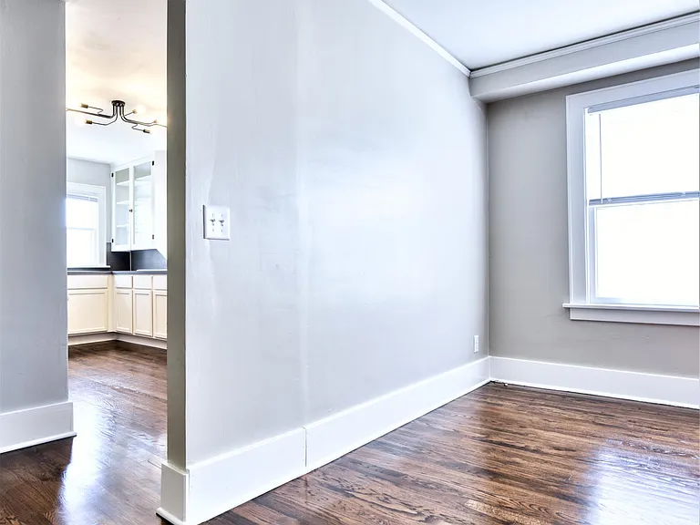 2307 S 8th St — Photo 5
