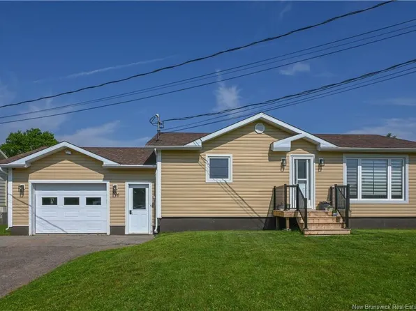 106 Des Champs St, Lamaque, NB E8T 1E7