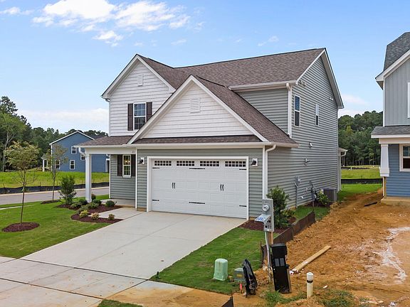 2nd image of 21 Windflower Ct