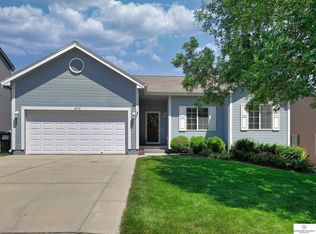 18712 Drexel St, Omaha, NE 68135