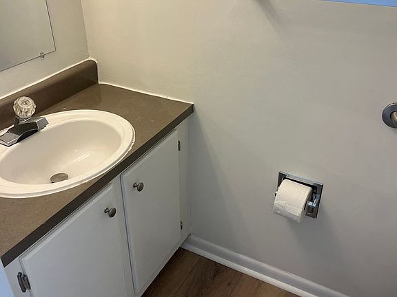 5th image of 2362 Parsonage Rd APT 11E