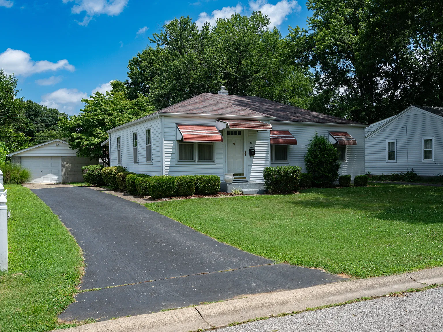 3 bed, 1032 sqft, $1,600 — Photo 1