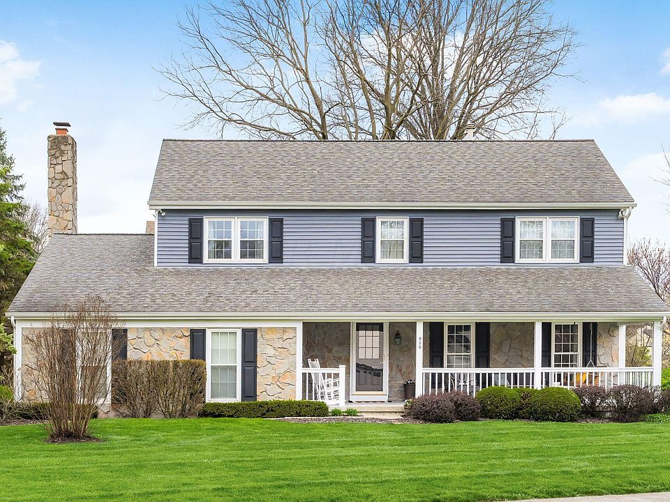 1st image of 930 Charterhouse Ct