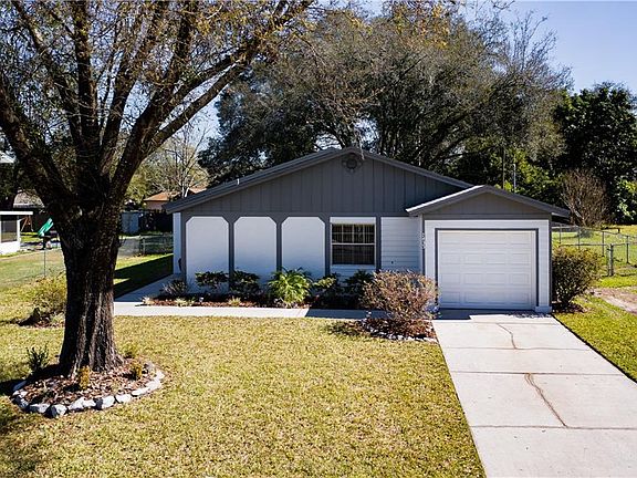2nd image of 7433 Willow Wisp Dr W