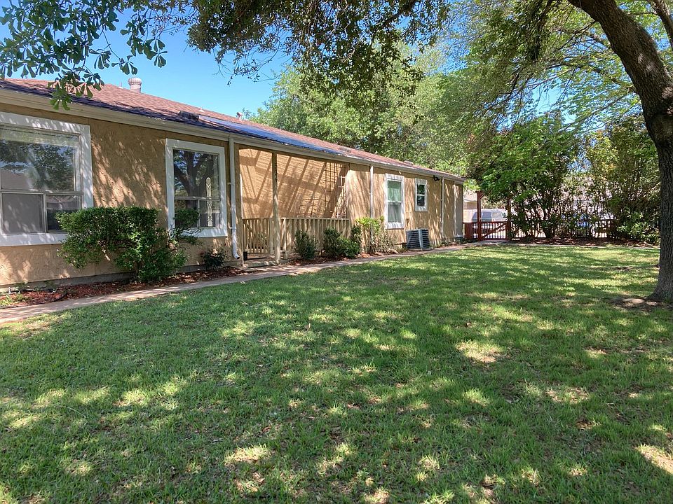 large shaded yard