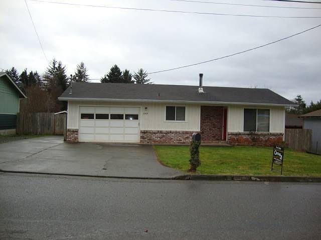 1st image of 2451 Hodge Ave