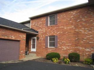 1244 W Maple St, North Canton, OH 44720