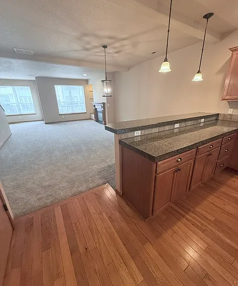 518 NE 85th Cir — Photo 12