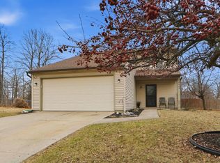 6604 Meadow Wood Pl, Fort Wayne, IN 46825