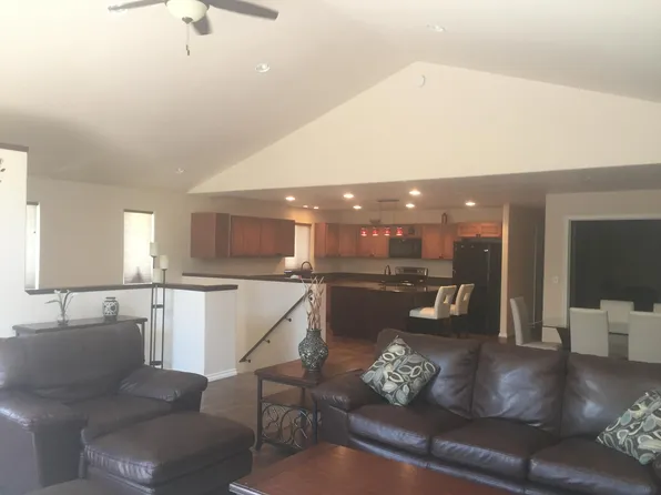 (undisclosed Address), Newport, WA 99156