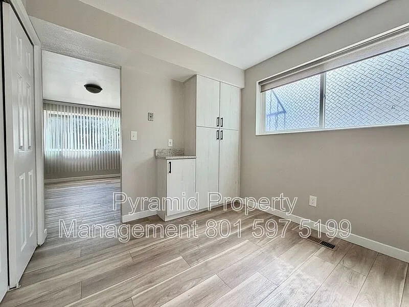 2 bed, 1.0 bath, 840 sqft, $1,445 — Photo 3