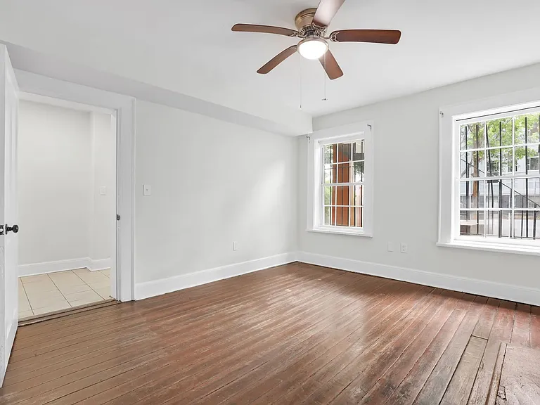 703 Barnard St #A — Photo 17