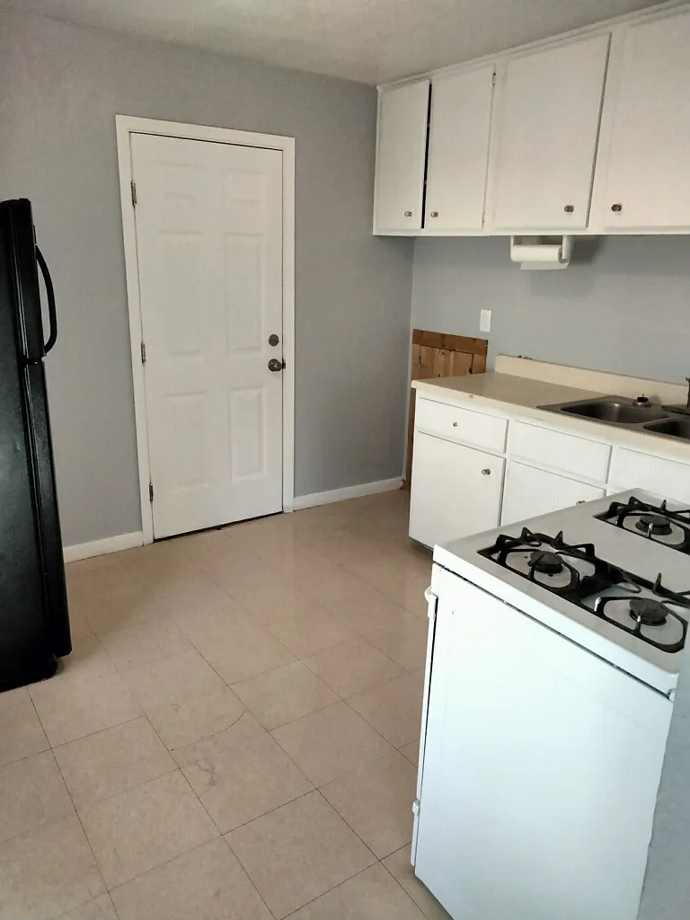 1019 S Ricks — Photo 3