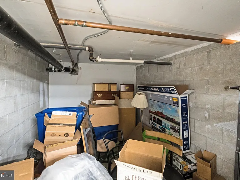 6 S Strawberry St #10 — Photo 27