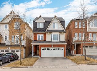 40 Cliff Gunn Rd, Newmarket, ON L3X3J8