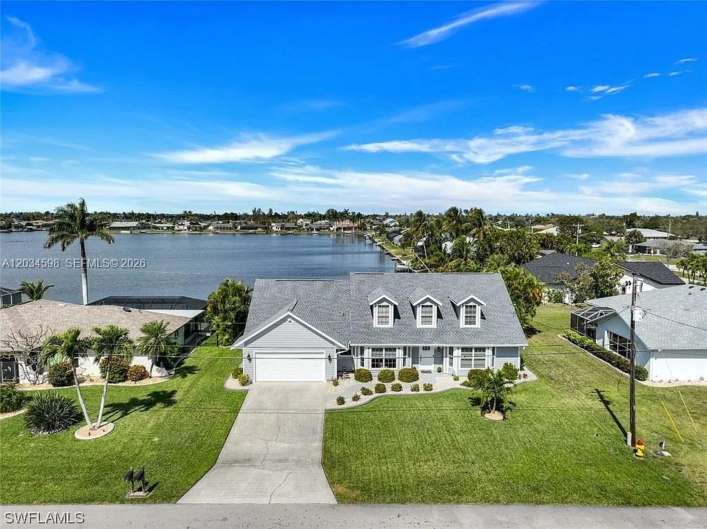 4 bed, 2.5 bath, $6,000 — Photo 3