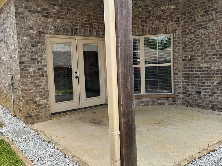 715 Chambord Dr — Photo 20