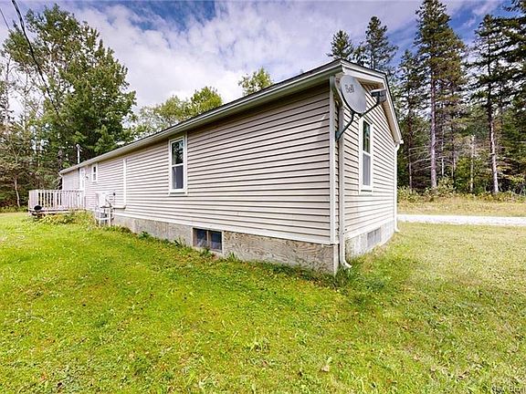 3rd image of 87 River Rd