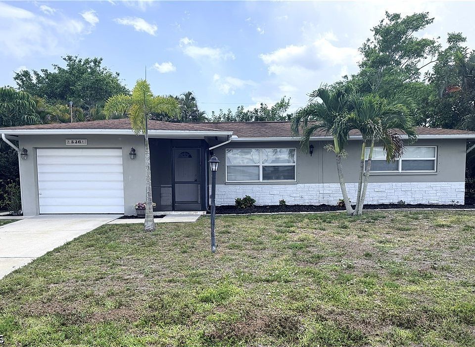 1st image of 536 SE 26th Ter