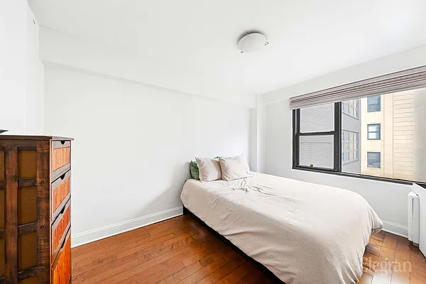 Sold by Elegran | media 5