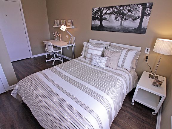 2nd image of 1725 Marlynn Drive # 151 Fl 1ST
