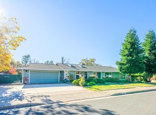 2989 Lake Redding Dr, Redding, CA 96003