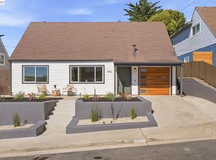 483 Heathcliff Dr, Pacifica, CA 94044