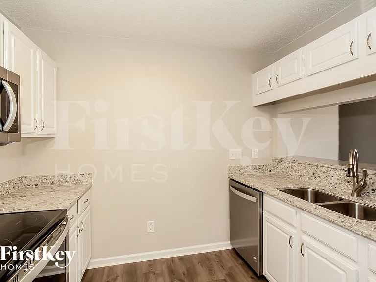 1604 Black Diamond Ct — Photo 7