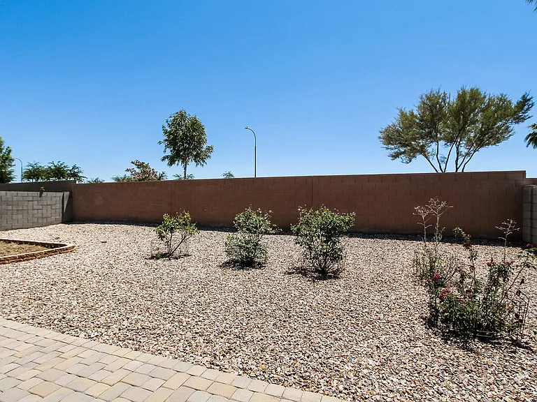 7529 W Saint Kateri Dr — Photo 15
