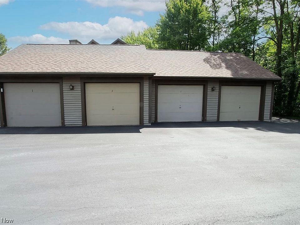 3880 Northwoods Ct NE Warren OH Zillow