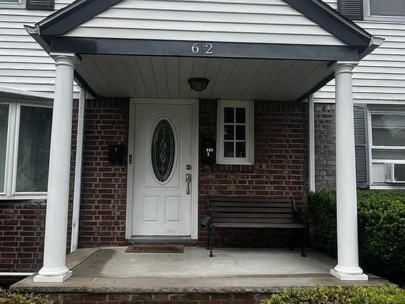 3rd image of 62 Reid Ave