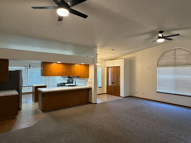 5933 W Iris Ct — Photo 16