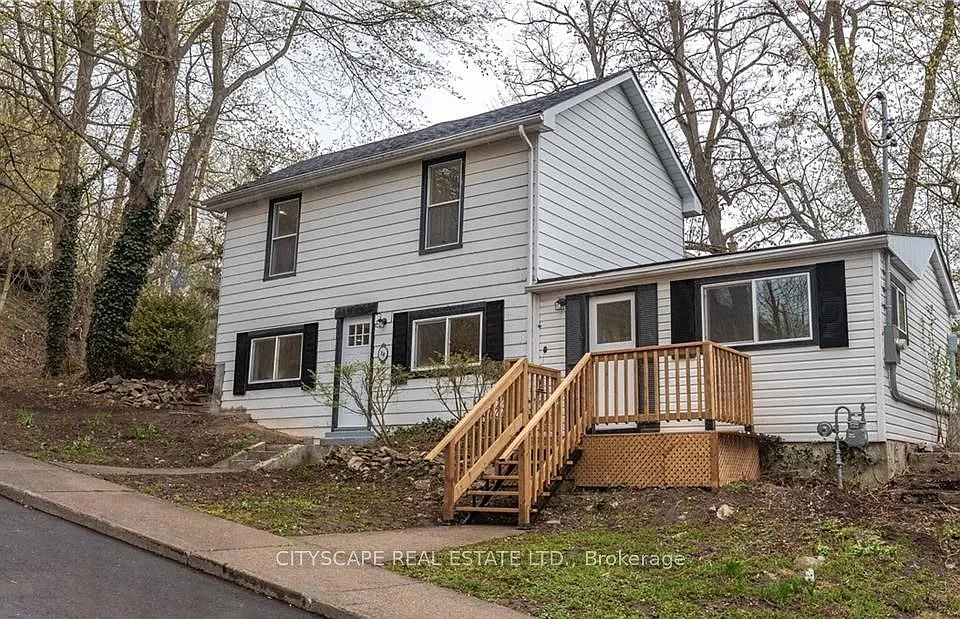 14 Mount Elgin St