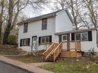 14 Mount Elgin St, Brant, ON N3L1G3
