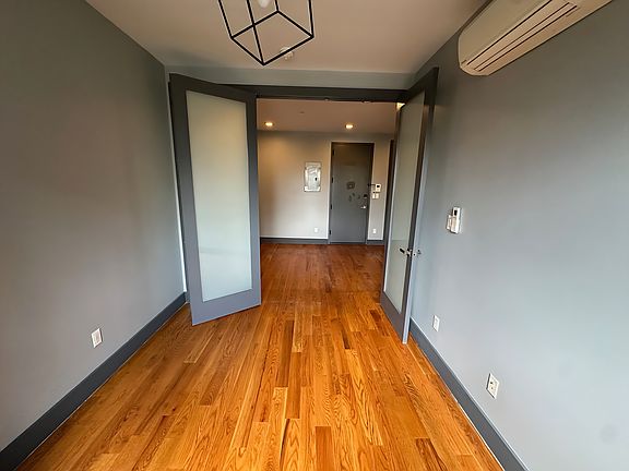 4th image of 1764 Union St #3C