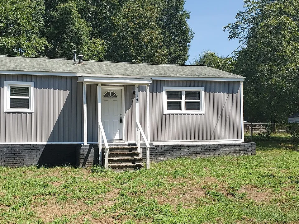 14 Highland Ave SW