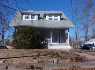 33 Woodland Ave, Brockton, MA 02301