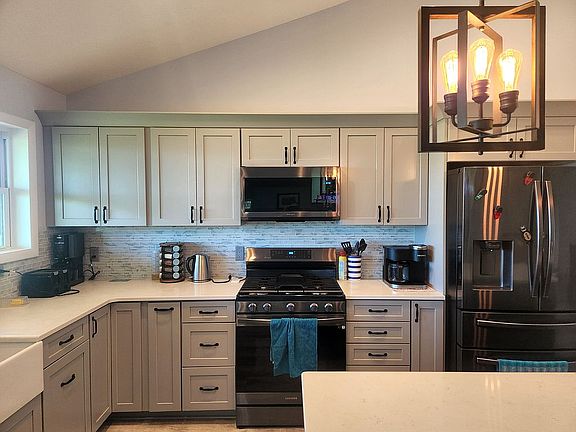 5th image of 6860 Lake Leelanau Dr
