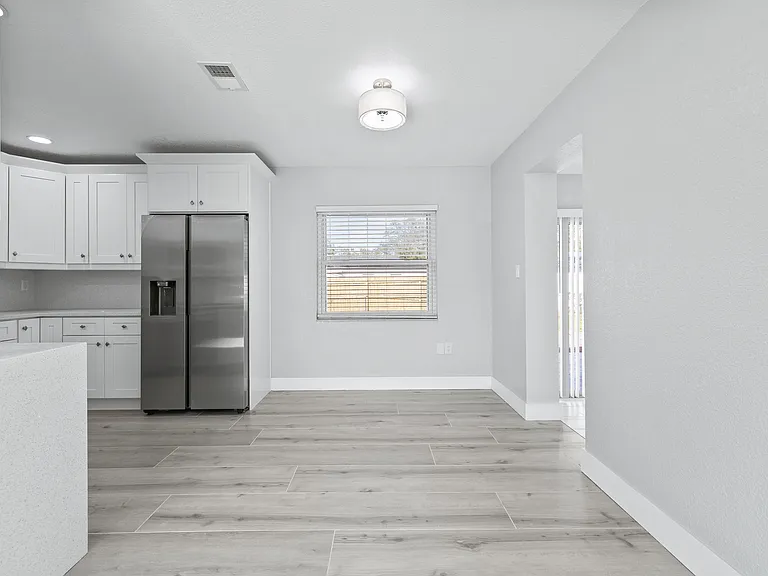 2303 Carroll Pl — Photo 4