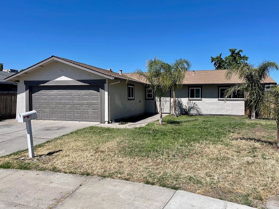 1st image of 9127 Sandalwood Ct