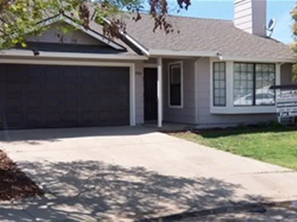 1489 Elderwood Ave, Turlock, CA 95380