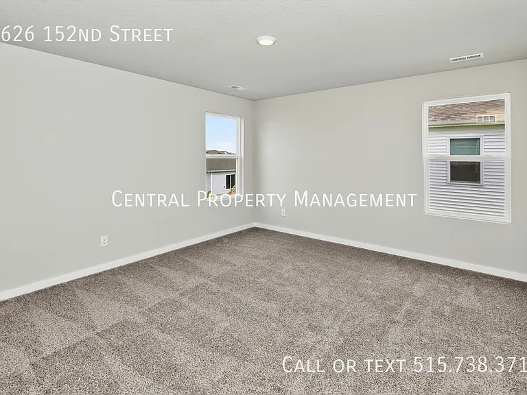 5626 152nd St — Photo 18
