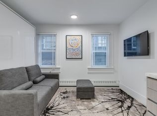 1425 Haro St #105, Vancouver, BC V6G 1G2